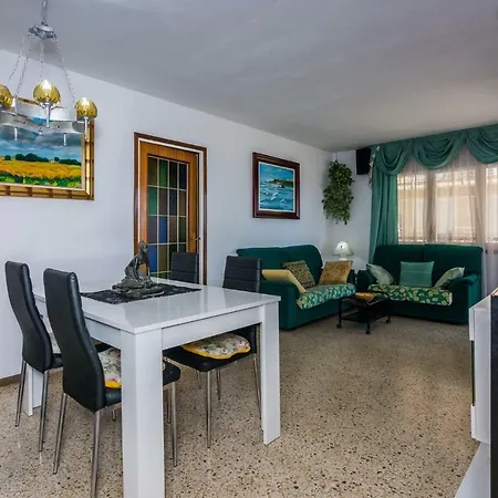 Homeholidaysrentals - Maresme Ii * Canet De Mar