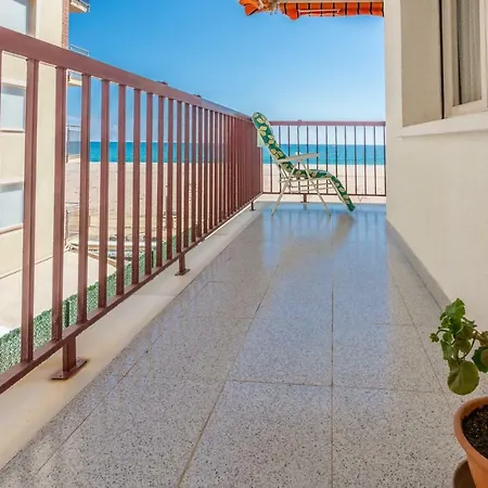Homeholidaysrentals - Maresme Ii Apartamento Canet De Mar